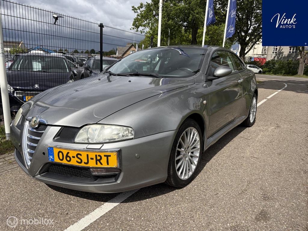Alfa Romeo GT 2.0 JTS Distinctive Bertone | Automaat | 166 PK | Leer