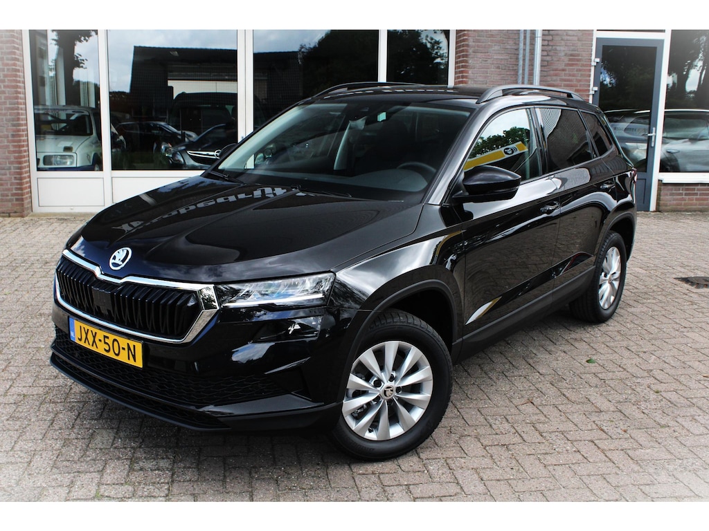 Skoda Karoq 1.5 TSI ACT Sportline Business LED, Carplay, Keyless, Cruise, Climate, Camera, Stoelverwarming, Stuurverwarming, Navi, 16" LMV