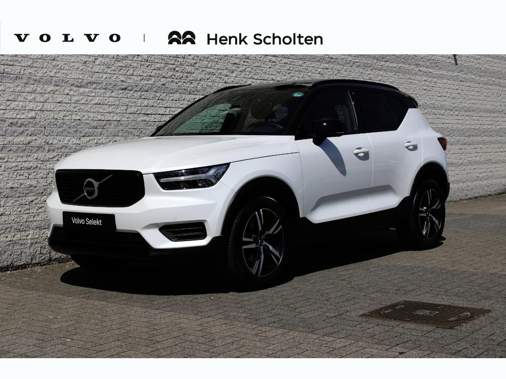 Volvo XC40 1.5 T2 R-Design | Apple Carplay & Android Auto | Audio installatie | Bandenspanningscontrolesysteem | Bluetooth telefoonvoorbereiding | Centrale deurvergrendeling met afstandsbediening | Electronic climate controle | lederen/stof bekleding | Navigatiesysteem full map + hard disk