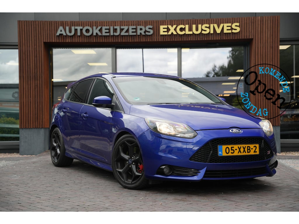 Ford Focus 2.0 EcoBoost ST-2 | 251 PK | Origineel Nederlands | Onderhouden | Uitmuntende Staat | RECARO