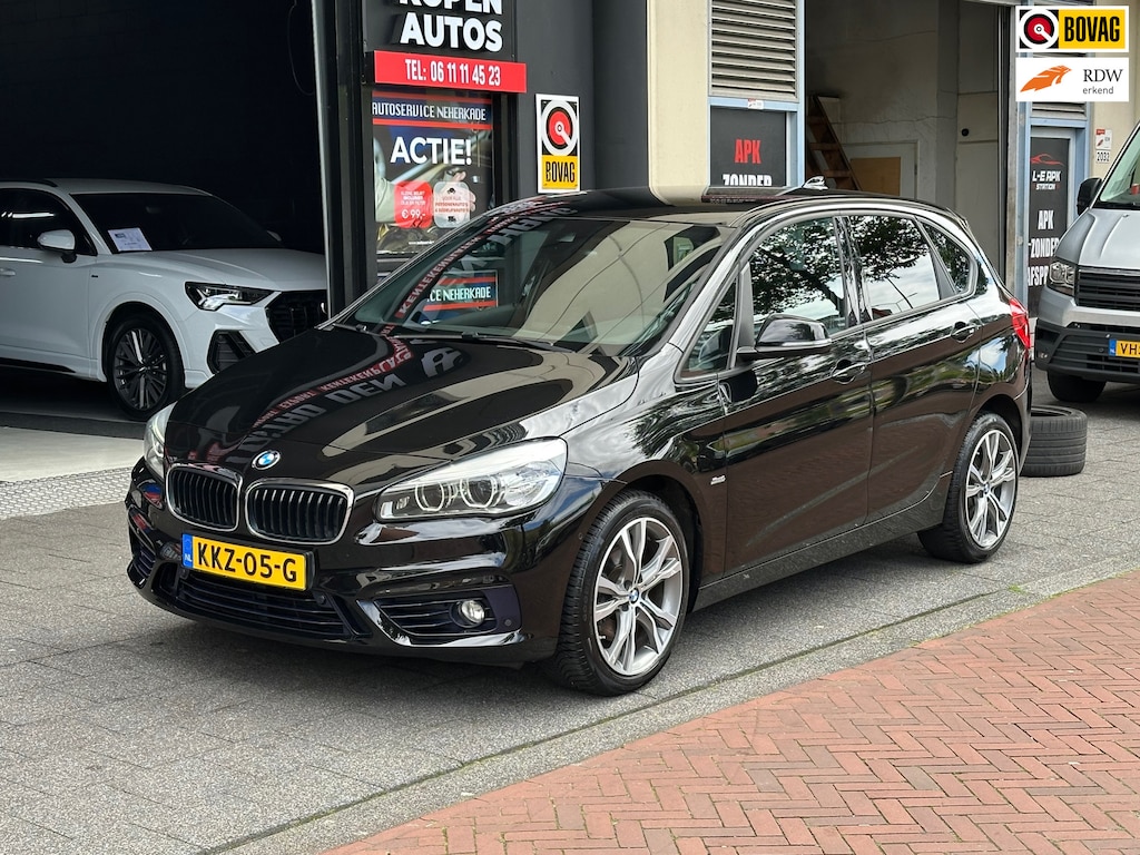 BMW 2-Serie Active Tourer 220i High Executive Aut Navi Clima PDC Stoelverwarming