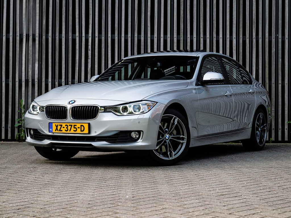 BMW 3-Serie 335i 306pk AUT. xDrive High-Exe. |Schuifdak|HUD|Xenon|Gr.Navi|Trekhaak|Camera|MemorySeat|Carplay|