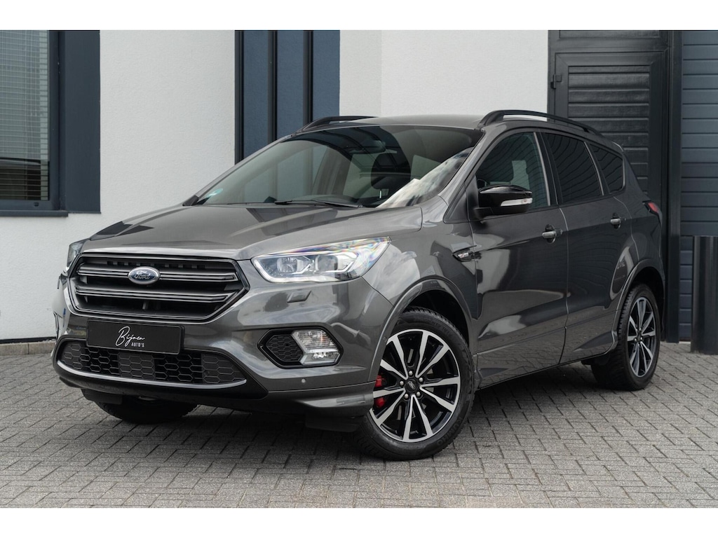 Ford Kuga 1.5 150PK ST Line TREKHAAK / CAMERA / DESIGN PACK