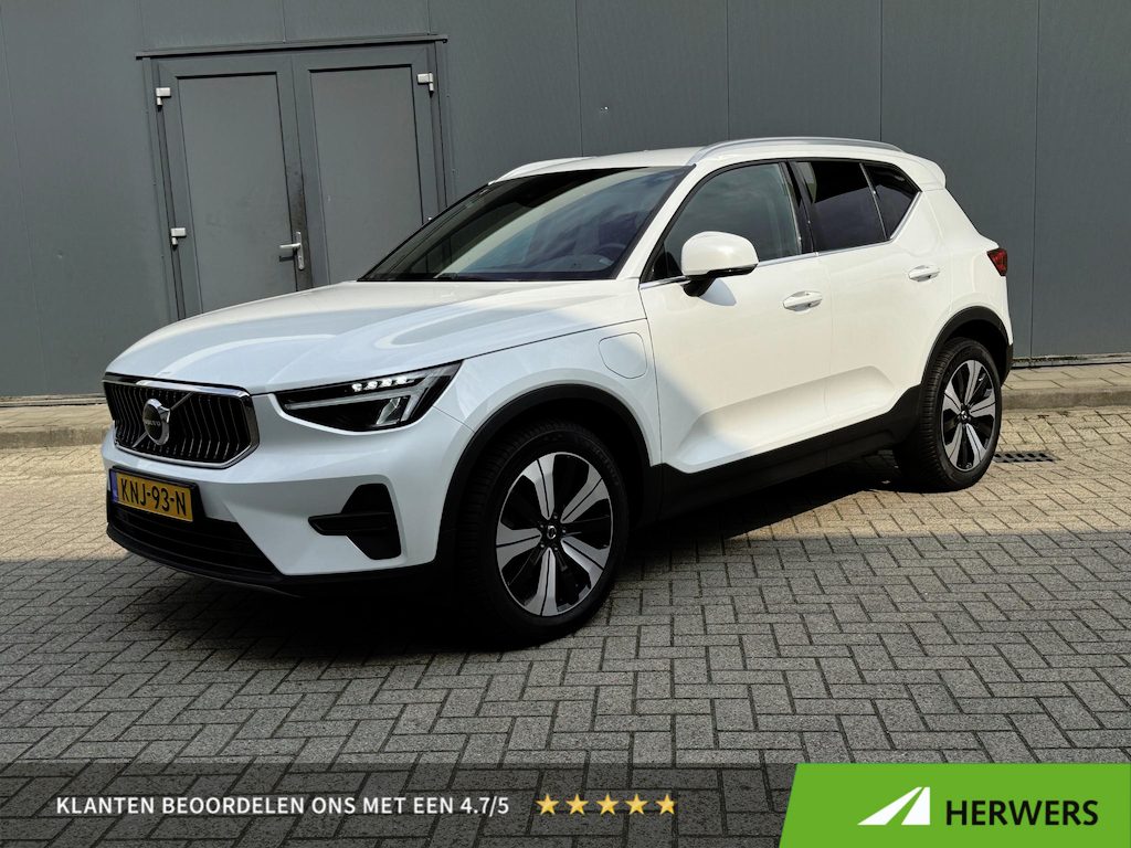 Volvo XC40 1.5 T4 Plug-in hybrid Plus Bright / PHEV / 1800kg  Trekhaak Elektr. / Harman & Kardon / Elektr. Stoelen + Memory / Camera / Dodehoek Detectie / Adaptieve Cruise /