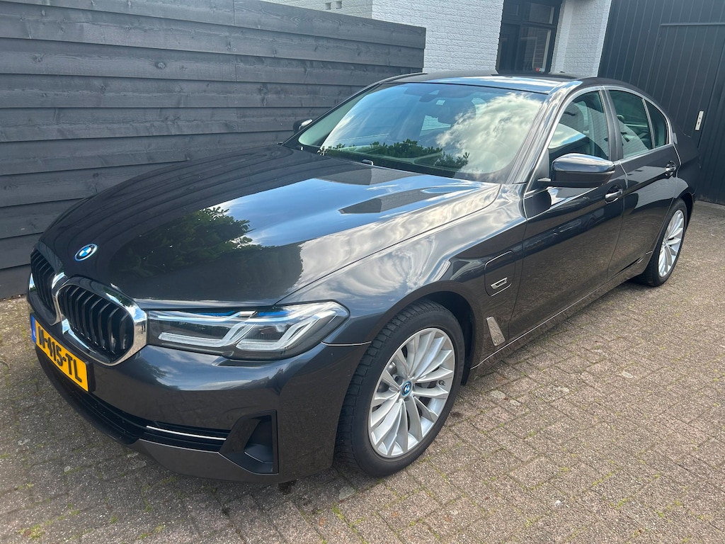 BMW 5-Serie 530e Business Edition Plus, Laser, HUD, Comfortstoelen