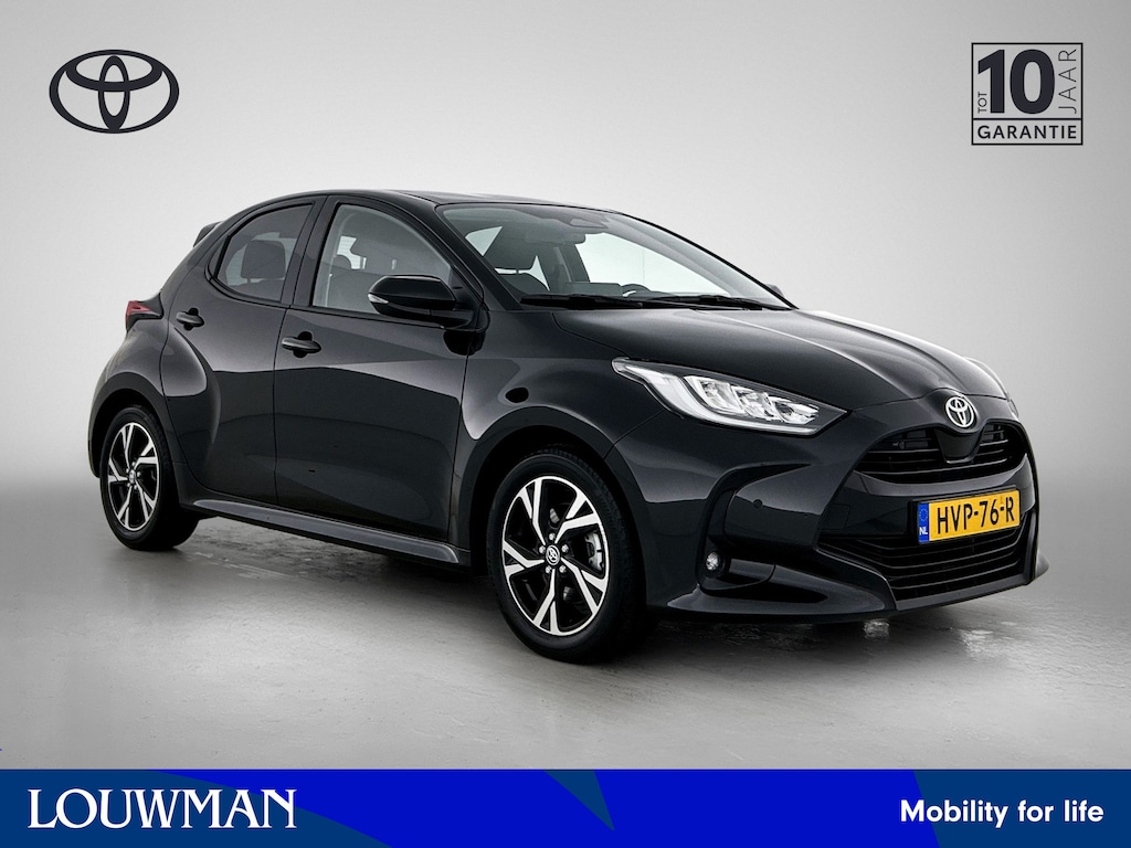 Toyota Yaris 1.5 Hybrid 115 Dynamic Comfort Pack | BTW voertuig | Dodehoek detectie | Stoel+stuurverwarming | Parkeersensoren voor+achter | Climate Control | Cruise Control Adaptive |