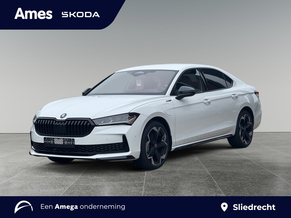 Skoda Superb 1.5 PHEV 204pk DSG Sportline Business | Verwarmbare voorruit | CANTON Sound | Head-Up Display