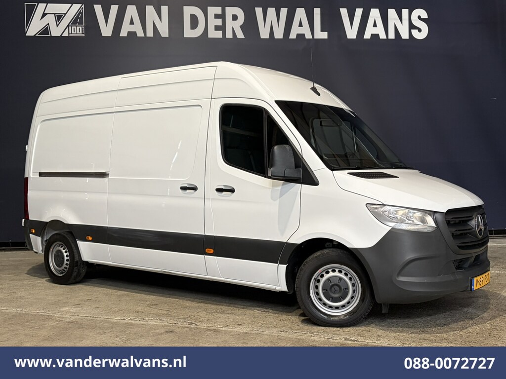 Mercedes-Benz Sprinter 211 CDI L2H2 Euro6 Airco | Camera | Trekhaak Bijrijdersbank