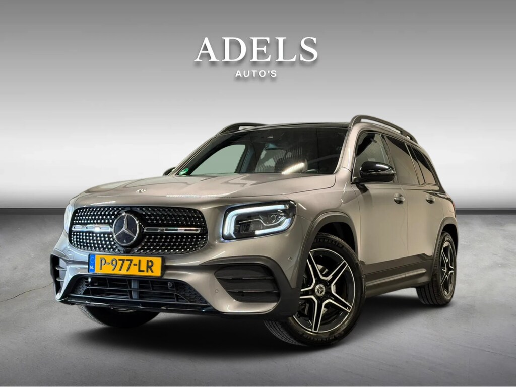 Mercedes-Benz GLB 200 Business Solution AMG Panodak Camera Keyless Sfeerverlichting Night Pakket Trekhaak NL Auto NAP