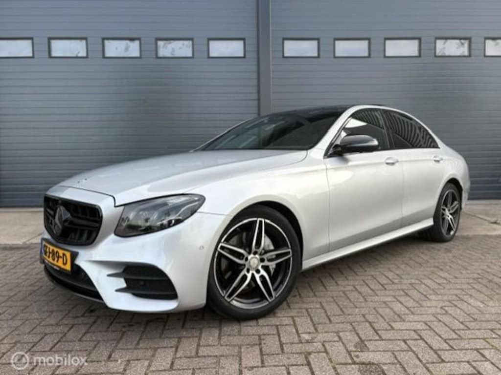 Mercedes-Benz E-klasse 220 d AMG Pano Full option!!