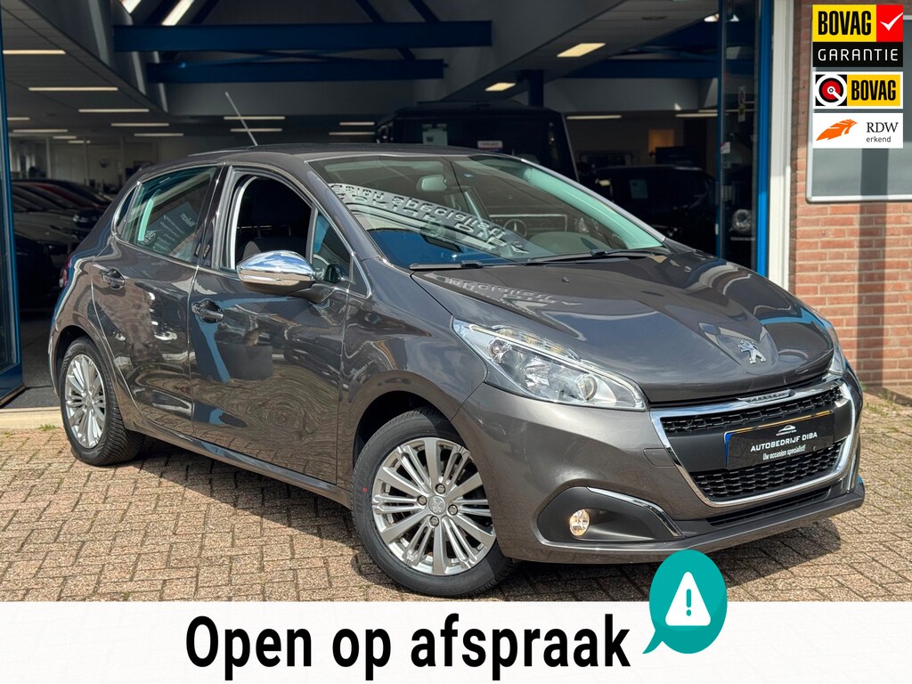 Peugeot 208 1.2 PureTech GT-line 2018 Grijs NAVI CLIMA NAP!
