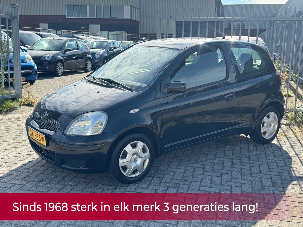 Toyota Yaris 1.0 VVT-i Sol! Airco l Elek pakket l MTF-stuur! NIEUWE APK l NIEUWE ACCU l BEURTJE 2 sleutels l KEURIG NETJES!