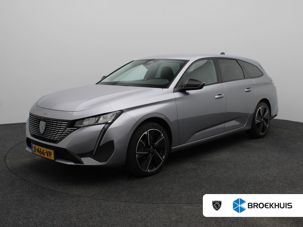 Peugeot e-308 Allure EV 54 kWh | SOH 93% | Stoelverwarming | Stuurverwarming | Navigatie | Verwamde Voorruit | Camera | Parkeersensoren Voor en Achter | 18" Lichtmetalen Velgen | Keyless