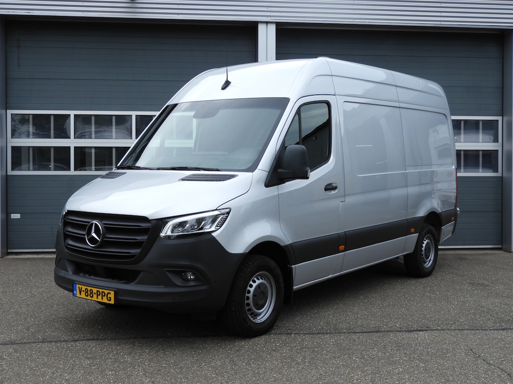 Mercedes-Benz Sprinter 317 1.9 CDI L2H2 RWD AUT | 3.5t TREKHAAK | LED | CRUISE | CAMERA | MBUX