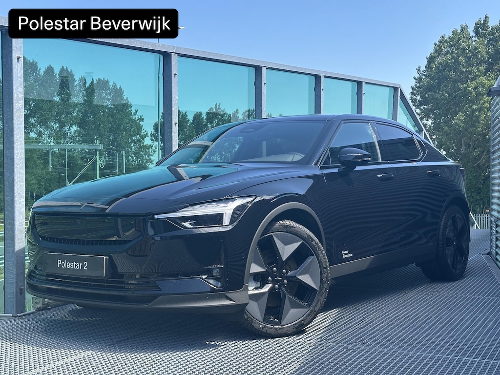 Polestar 2 Long Range Single Motor Prime Pro 82 kWh / 20 inch velgen / Warmtepomp / harman Kardon / Pano. dak / Elek. verstelbare stoelen / Voor+achter+stuur verwarmd / 360 camera /