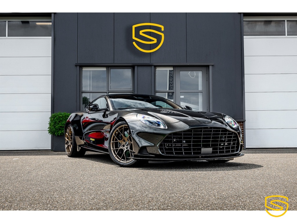 Aston Martin Vanquish V12 | Lift | 21" | Jewell. Pack | Privace Glass | 1st Owner |