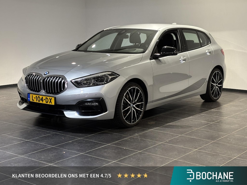 BMW 1-Serie 120i High Executive | Sport line | Apple CarPlay / Android Auto | Parking Pack | Audio Media Pack |