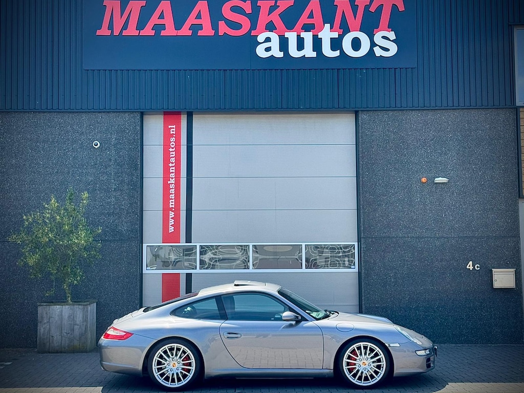 Porsche 911 3.8 Carrera S / 997 / Manual / NL car / Sport chrono / Schuifdak / IMS & MODIFICATIONS DONE!