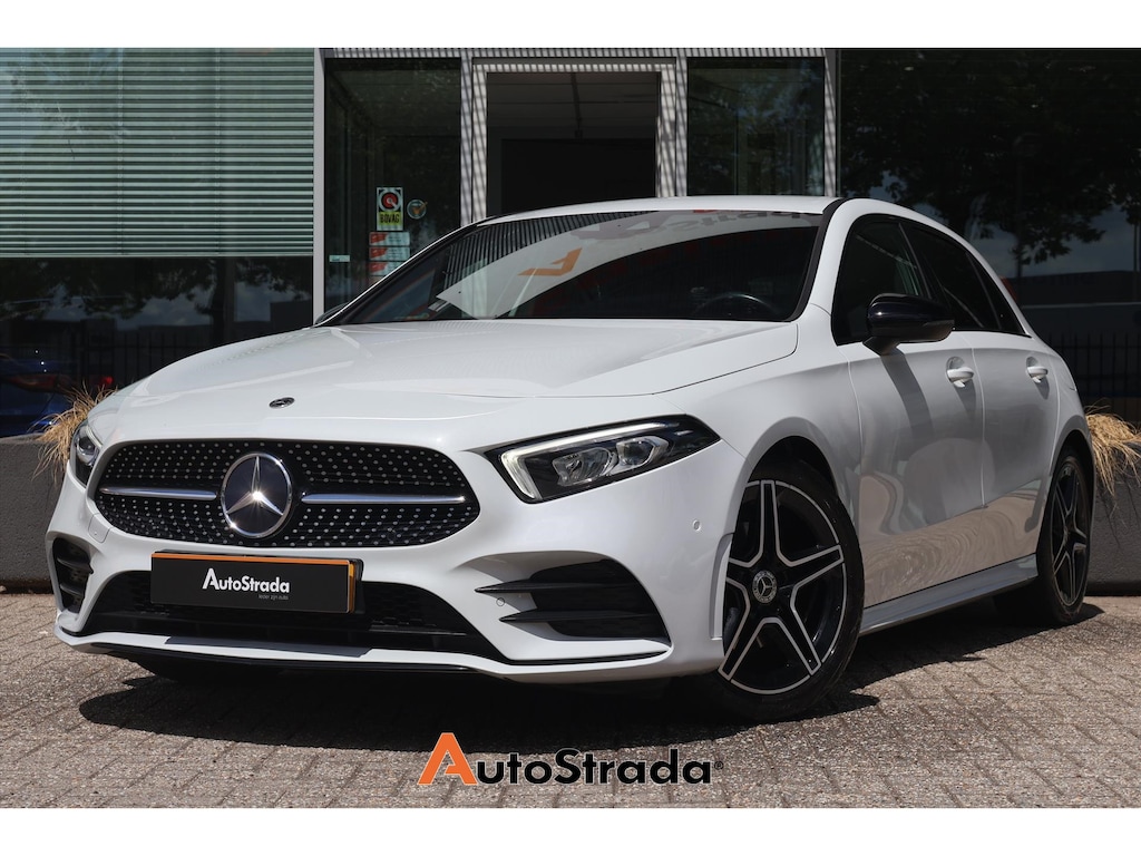 Mercedes-Benz A-klasse A180 AMG-Line 136pk | Sfeer | Cruise | Climate | Stoelverwarming | LED | Navigatie | Camera