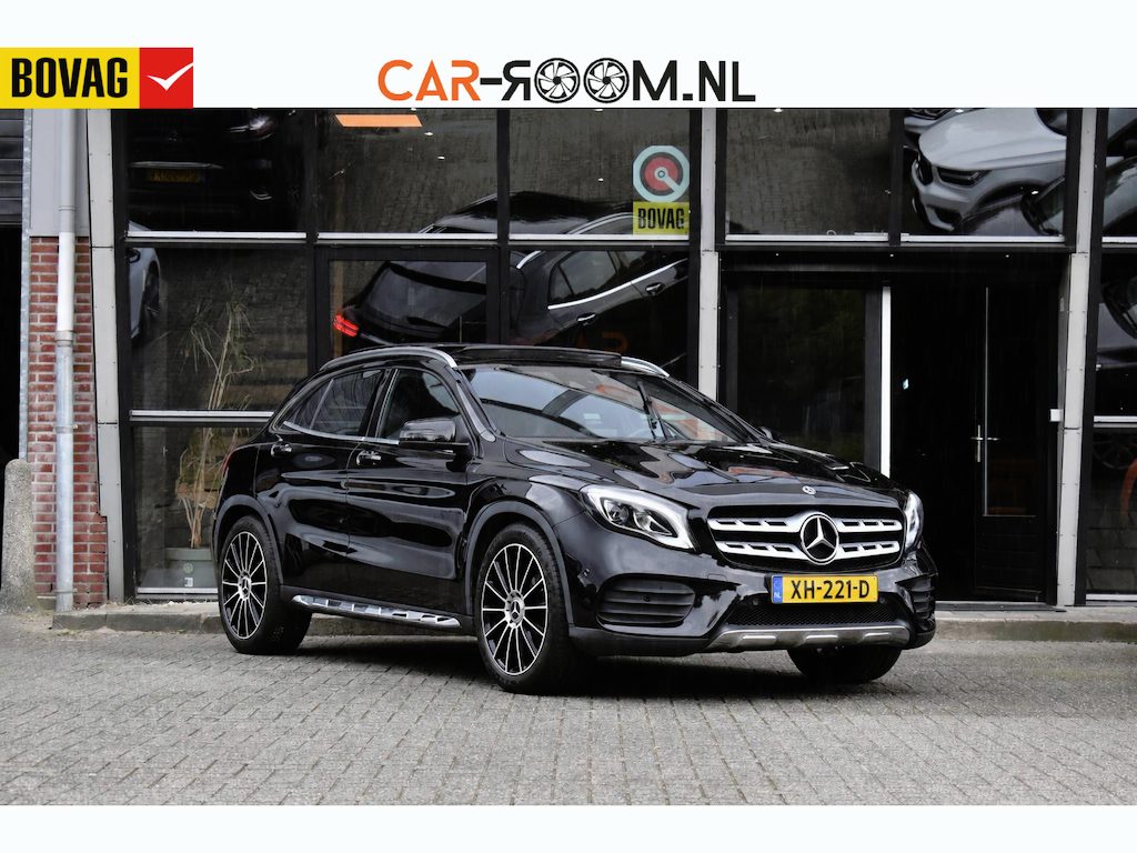 Mercedes-Benz GLA 180 Business Solution AMG Pano Keyless Camera