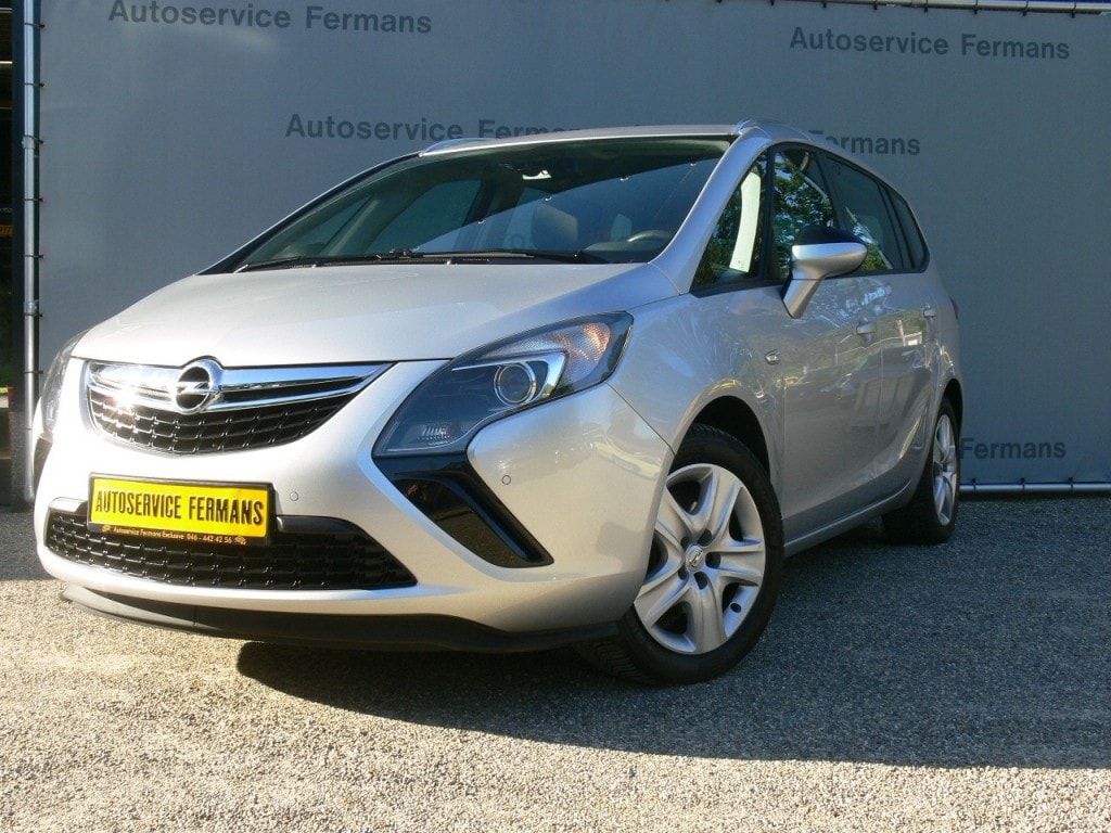 Opel Zafira 1.4 - 120 PK - Tourer - Airco - PDC -inklapbare Fietsendrager -