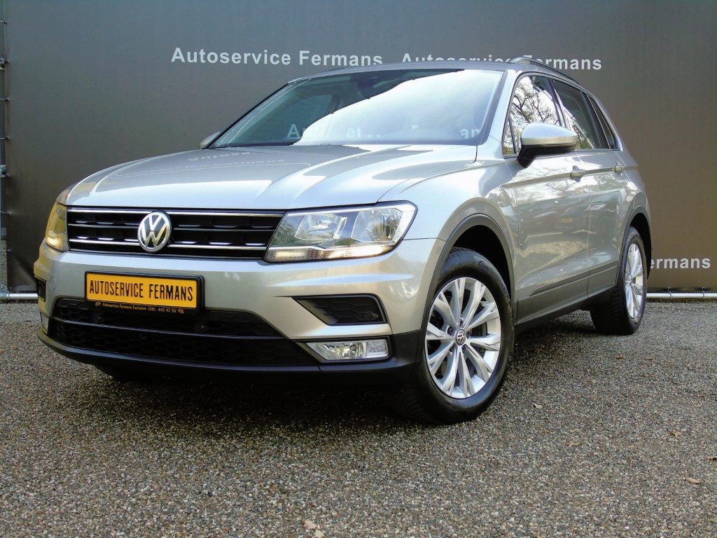 Volkswagen Tiguan 1.4 TSI 125 PK - PDC - Climate - Winterpakket - Trekhaak
