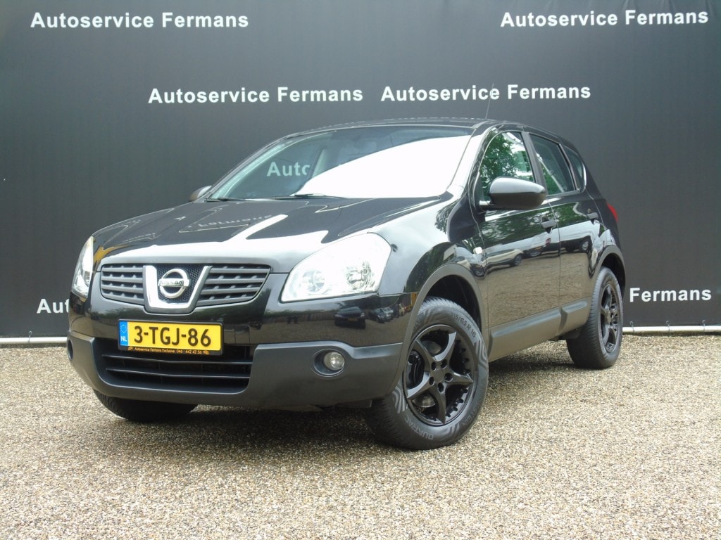Nissan Qashqai 1.6i - Airco - Trekhaak - 2010 - All season banden