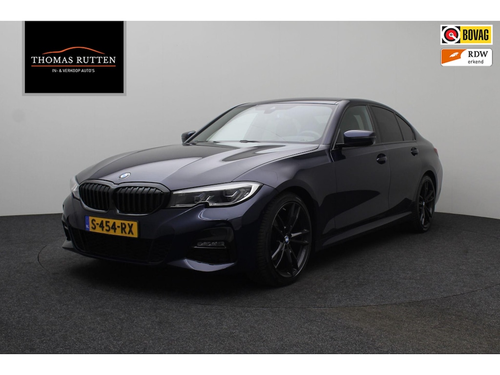 BMW 3-Serie 320d xDrive High Executive 2020 | M-Pakket | Cruise Control | Achteruitrij Camera | Stuurwiel Bediening | Apple/Android Carplay | Navigatie | Airco Seperaat | 2 Sleutels | Keyless