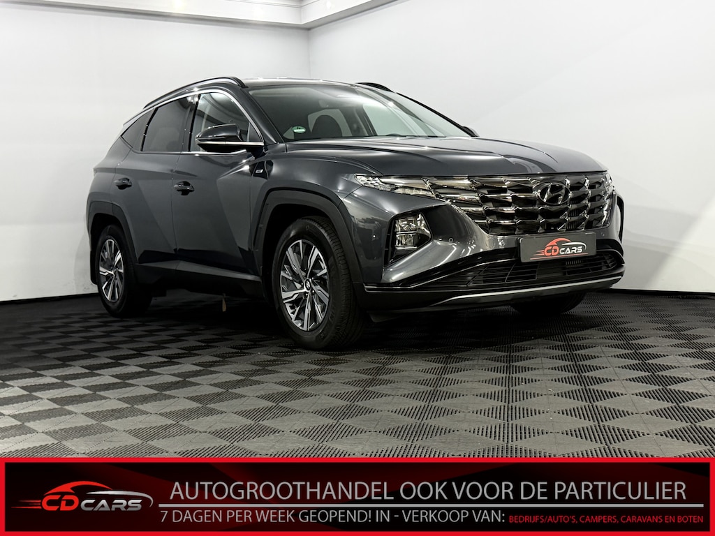 Hyundai Tucson 1.6 T-GDI MHEV Comfort Smart Camera, Navi, Stoelverwarming, Keyless start, Elektrische achterklep, Rijstrook correctie, Cruise control, Virtual desk