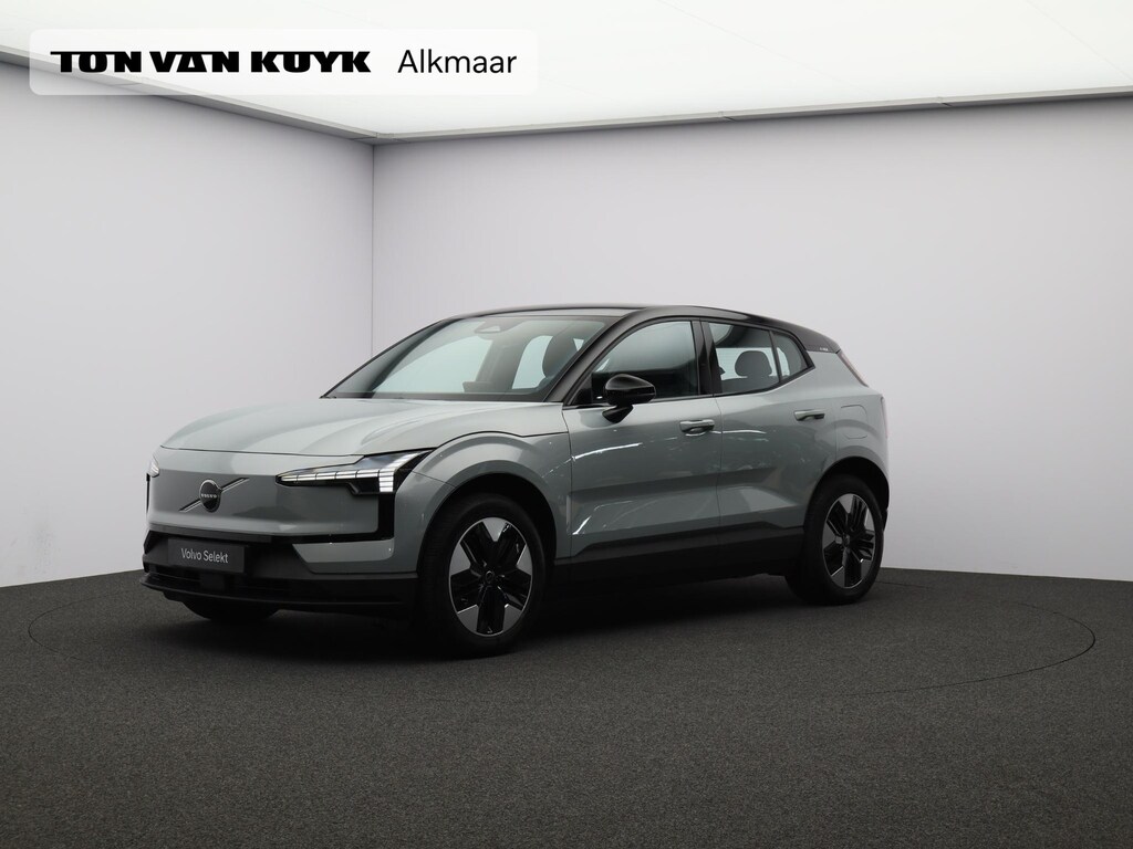 Volvo EX30 Single Motor Plus 51 kWh / Stoel+Stuurverwarming / Harman Kardon / BLIS / Adaptive Cruise / Keyless Entry / Pilot Assist /