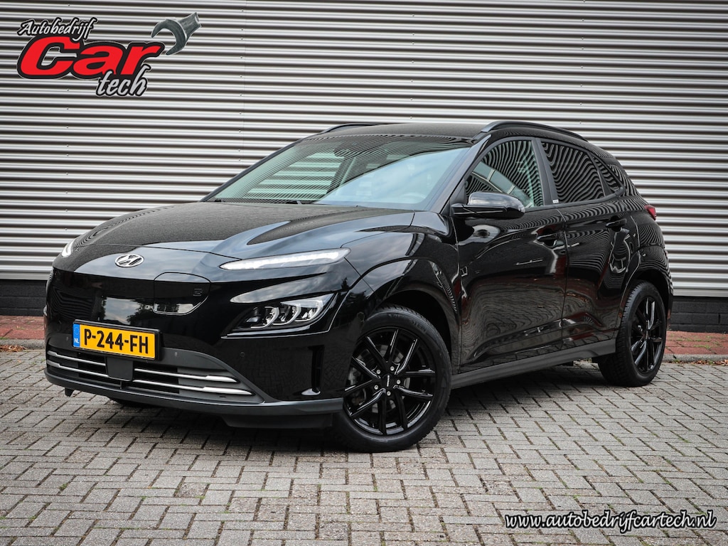 Hyundai Kona Electric EV Comfort 39 kWh | Clima | Cruise | Navi | Pdc | Stoel/Stuurverwarming | Camera | Lichtmetaal | Led | SOH 100% | 3 fase lader |