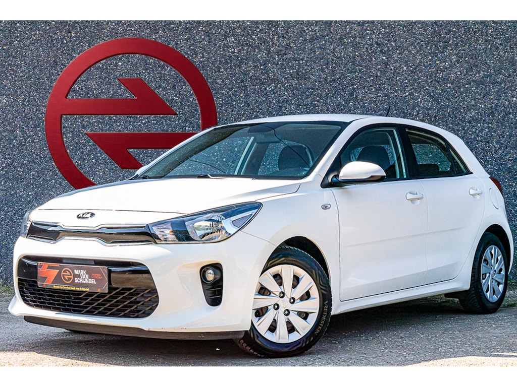 Kia Rio 1.2 DynamicLine / Parkeersensoren / Stoelverwarming / Bluetooth / Cruise Control / Airco / Stuurverwarming