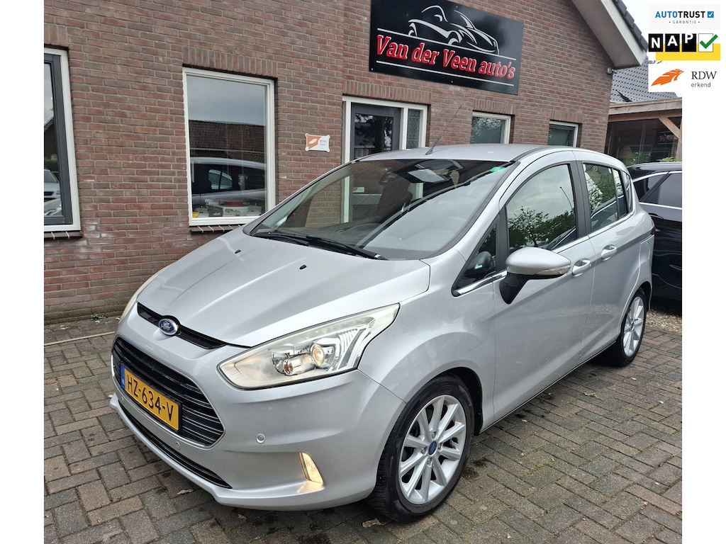 Ford B-Max 1.0 EcoBoost Titanium. Nieuwe distributieriem + groot onderhoud gehad. O.a. camera, navi, cruise, etc. Zeer nette auto.