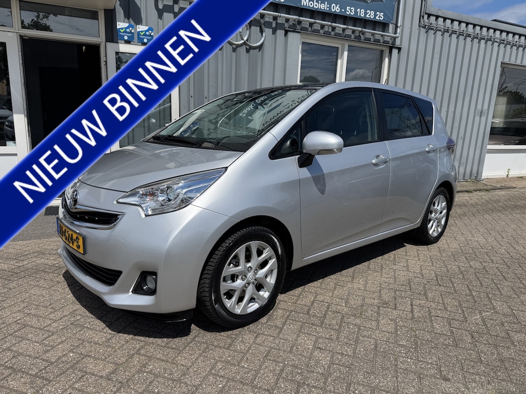 Toyota Verso-S 1.3 VVT-i Dynamic