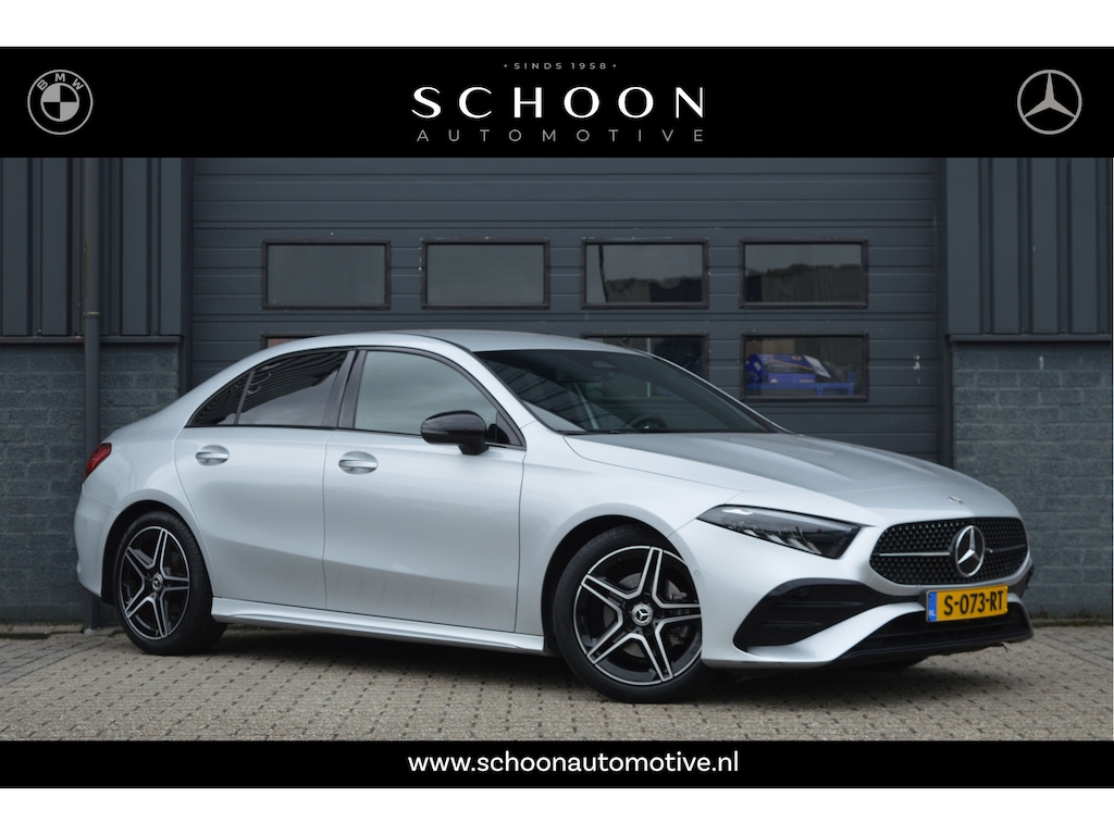 Mercedes-Benz A-klasse 180 AMG Line | ORG. NL | CAMERA | FACELIFT |
