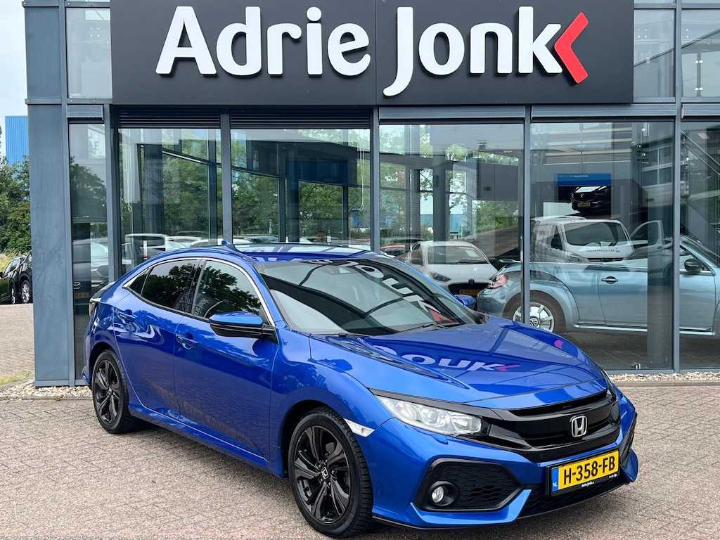 Honda Civic 1.0 i-VTEC Elegance | A.CAMERA | ADAPTIVE CRUISE CONTROLE | APPLE CARPLAY/ANDROID AUTO | STOELVERWARMING | NAVIGATIE | NED.AUTO | DEALER ONDERHOUDEN | 1e EIGENAAR |