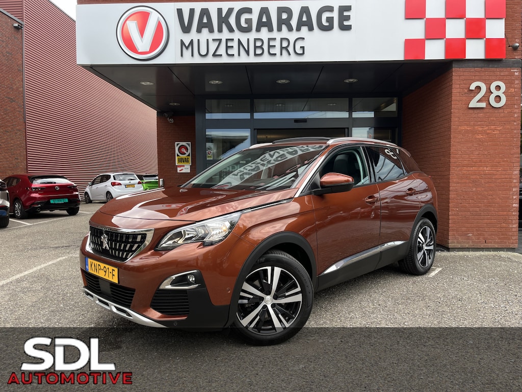 Peugeot 3008 1.2 130 PK TURBO Allure Avantage // SCHUIF-KANTELDAK // 360 CAMERA // CRUISE // NAVI+CARPLAY // HALF LEDER //