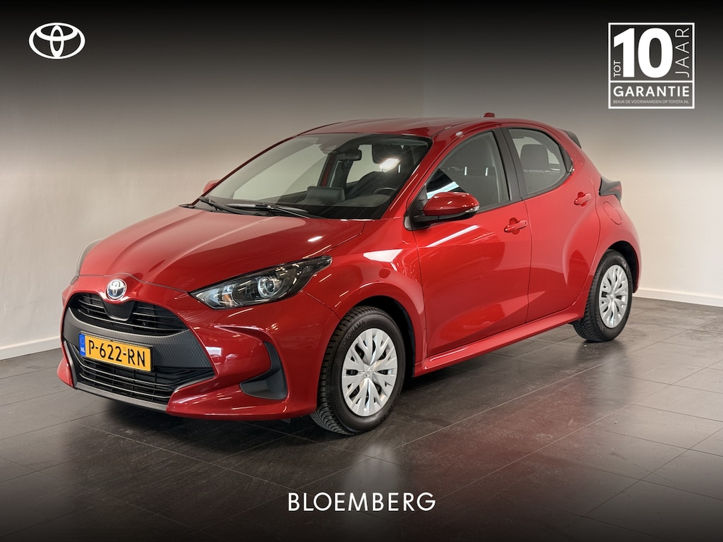 Toyota Yaris 1.5 Hybrid Active | All season banden |