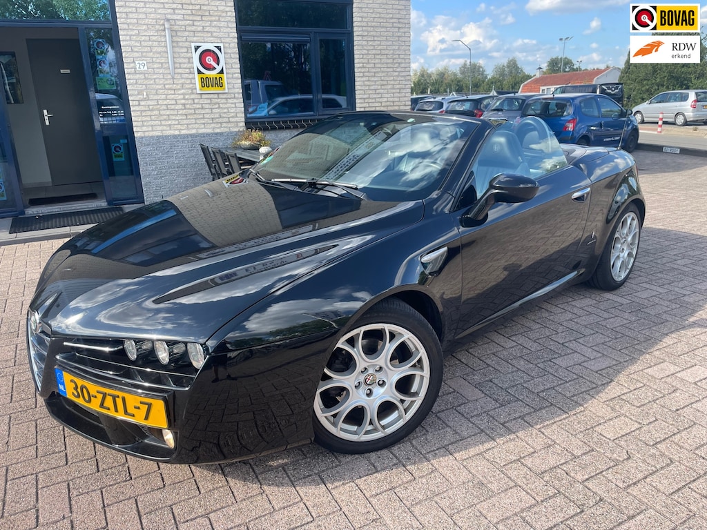 Alfa Romeo Spider 2.2 JTS Exclusive- bluetooth-nav