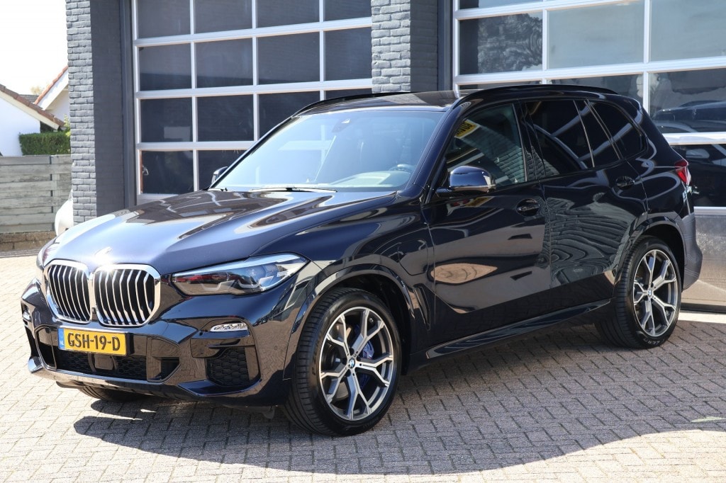 BMW X5 45E  M pakket  carbon schwarz high executive co Pilot