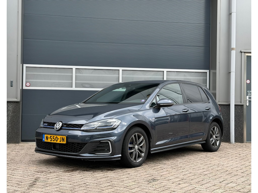 Volkswagen Golf 1.4 TSI PHEV GTE bj.2018 Virtual|Leder|Navi|Stoelverw.