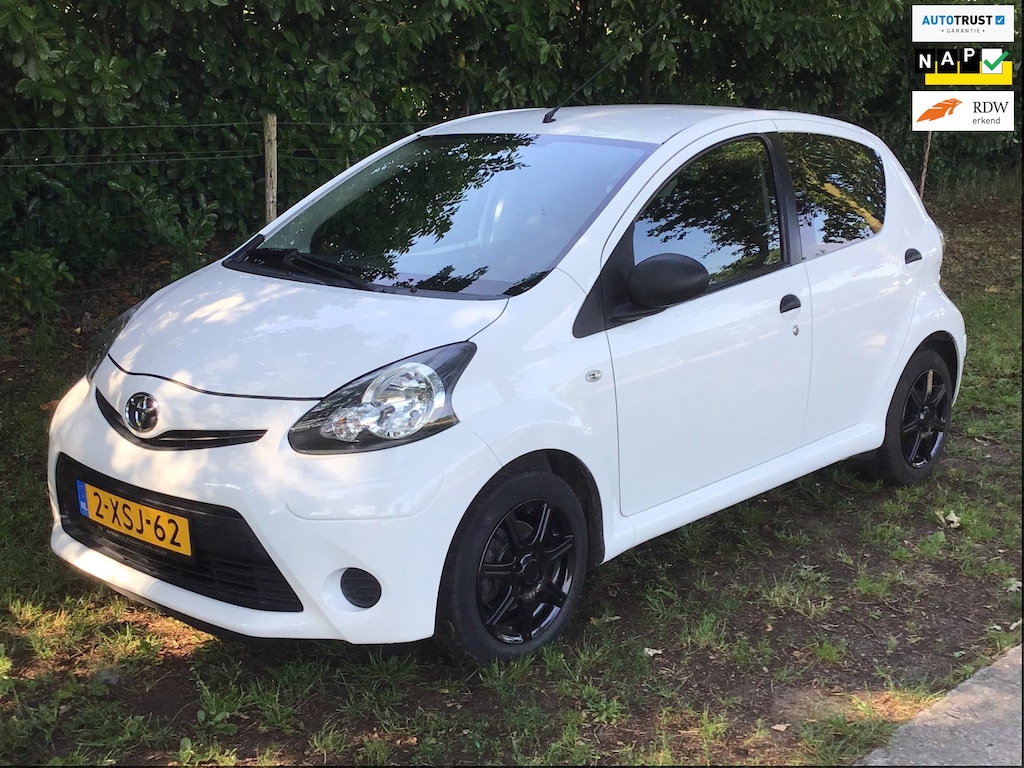 Toyota Aygo 1.0 VVT-i Now, zeer mooie staat, met NAP