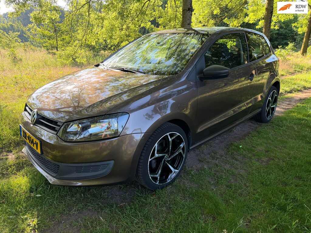 Volkswagen Polo 1.2 Easyline APK 30-01-2027