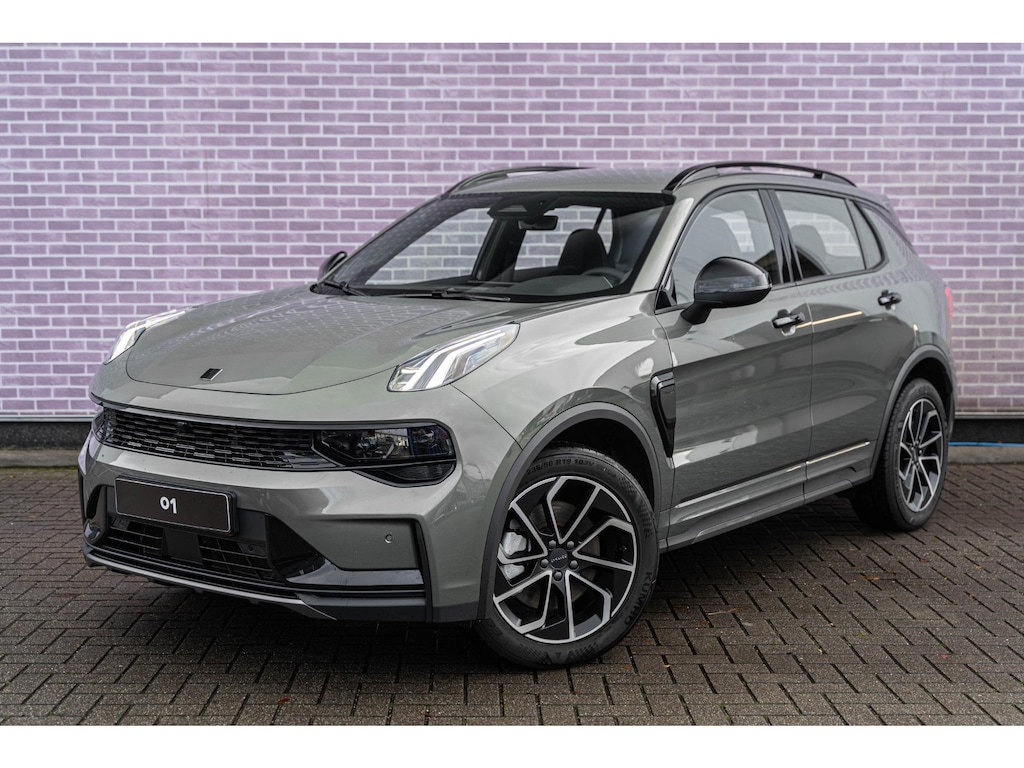 Lynk & Co 01 1.5 Core PHEV | Adaptieve Cruise Control | Keyless Entry | 1800 kg Trekvermogen | Stoelverwarming | Apple Carplay & Android Auto | 19 inch LM-Velgen | Achteruitrijcamera | Ledverlichting | 15,4 inch middendisplay | Premium audiosysteem |