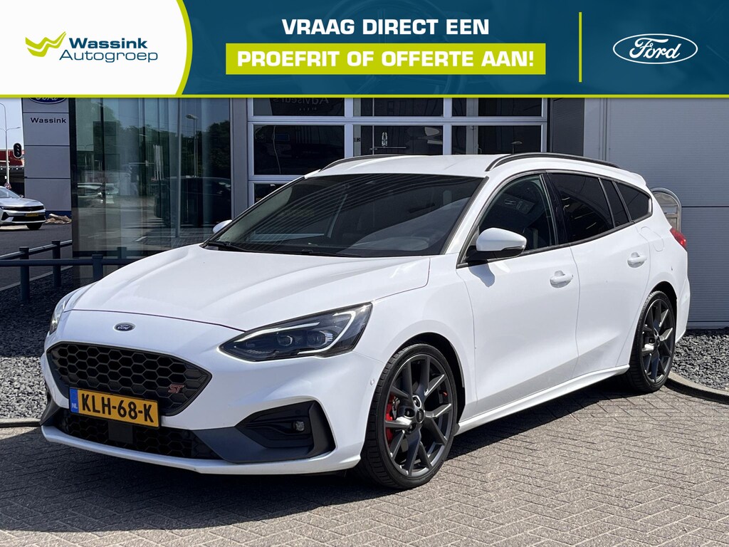 Ford Focus Wagon 2.3 EcoBoost ST-3 Volledig onderhoud | Winter pack | B&O Audio | trekhaak wegklapbaar | Elektrisch Alcantara Recaro stoelen | Elektr. achterklep