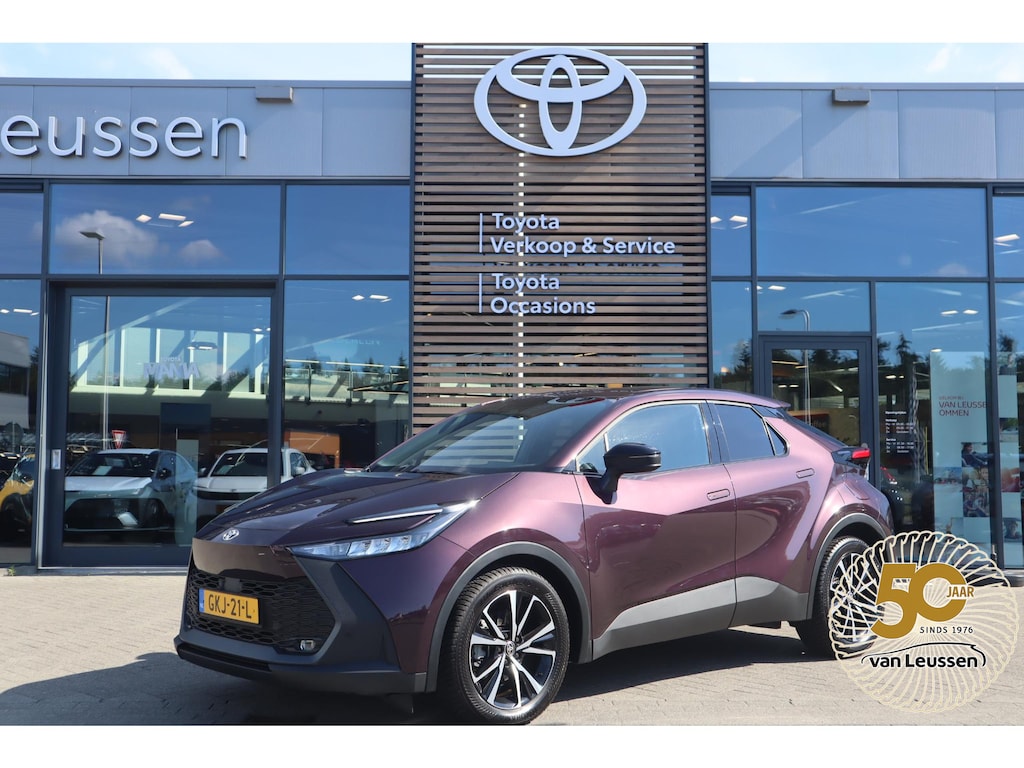 Toyota C-HR / C-HR+ 1.8 HYBRID 140 DYNAMIC NL-AUTO 1E-EIG CAMERA PARK-SENSOREN KEYLESS BSM LED APPLE/ANDROID 18'' LM-VELGEN