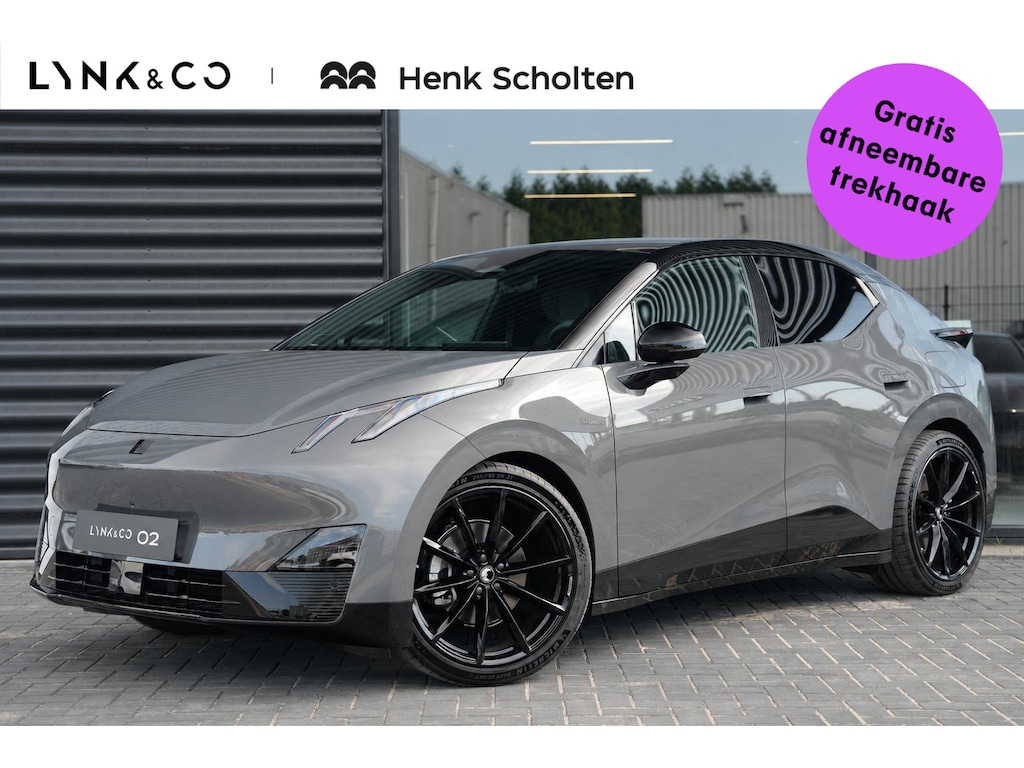 Lynk & Co 02 272PK 66KWh More | HEICO 21" Wielen | HEICO Verlagingsveren | 360 Graden Camera | Harman Kardon | Panoramadak | Elektrisch bedienbare voorstoelen met geheugen | Keyless Entry | Getint glas | Adaptieve Cruise Control | Dodehoekassistent | Sfeerverlichting | Stuurwielverwarming | Stoelverwarming
