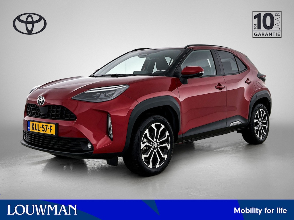 Toyota Yaris Cross 1.5 Hybrid 115 First Edition + | BTW voertuig | Stoel+stuurverwarming | Draadloze telefoonlader | Apple CarPlay/Android auto | Cruise control adaptive | Climate control | Achteruitrijcamera |