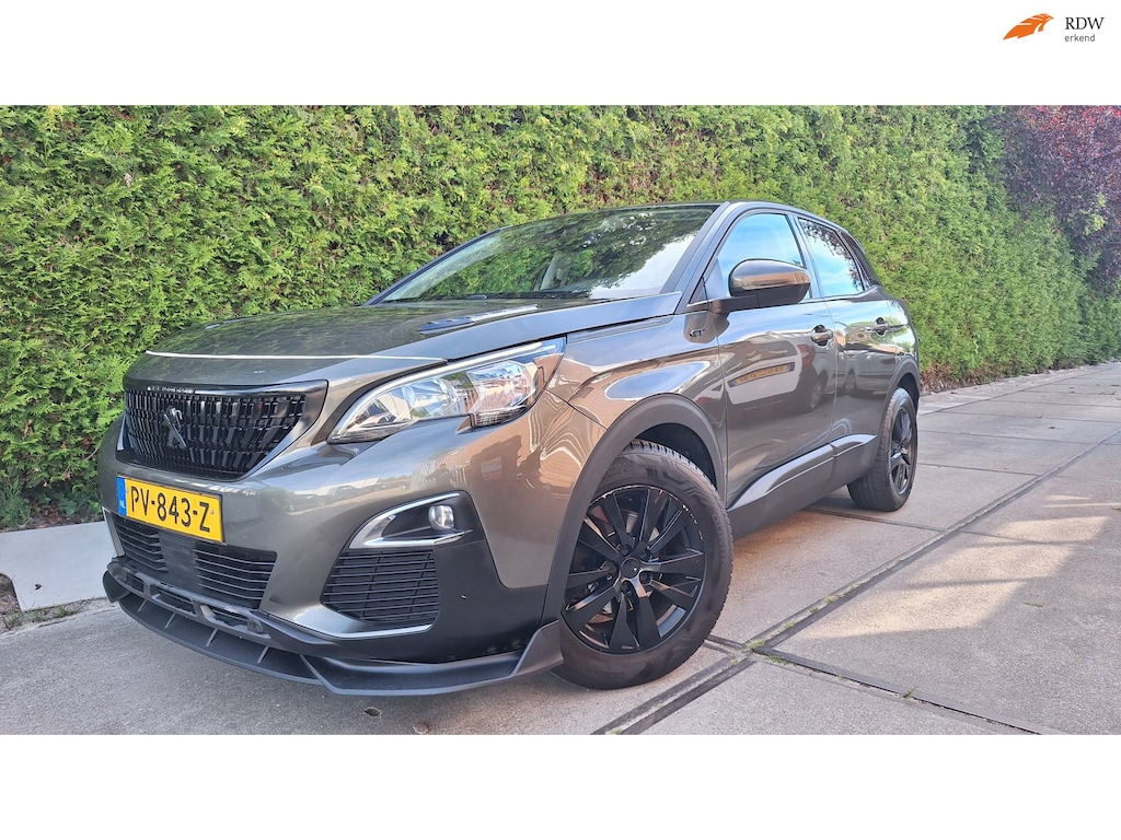 Peugeot 3008 1.2 PureTech Blue Lease Executive