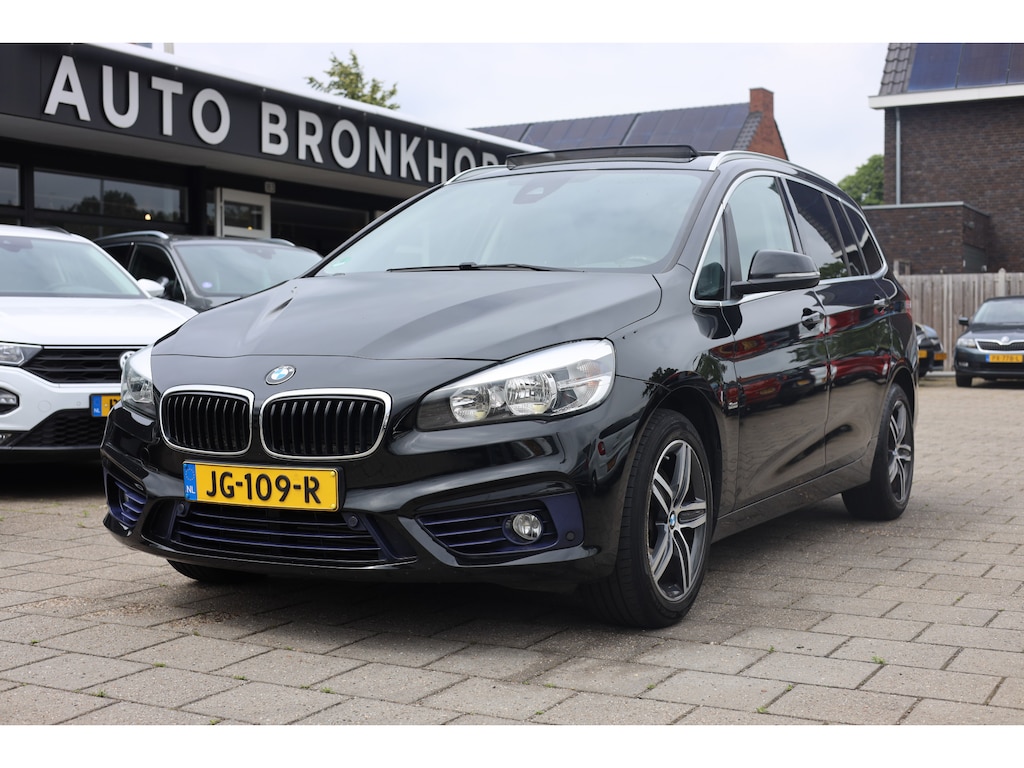 BMW 2-Serie Gran Tourer 218i SPORT | PANO | NAVIGATIE | 17 INCH